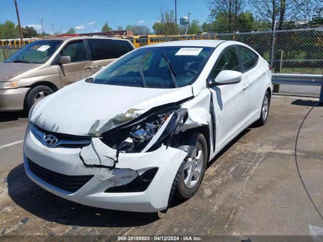 Hyundai ELANTRA SE 2015 5NPDH4AE5FH605316 Image 2