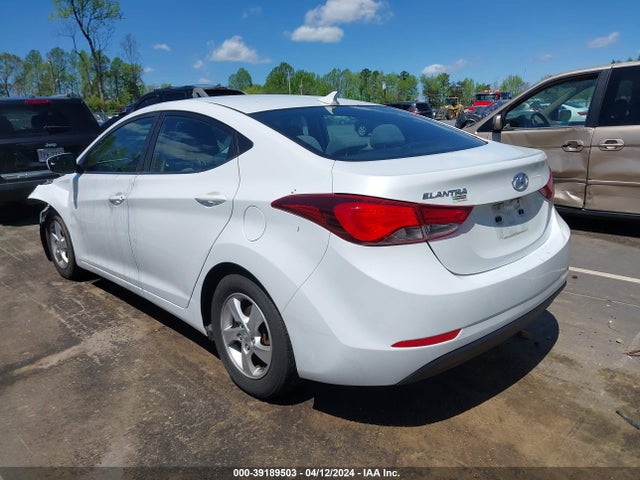 Hyundai ELANTRA SE 2015 5NPDH4AE5FH605316 Image 3