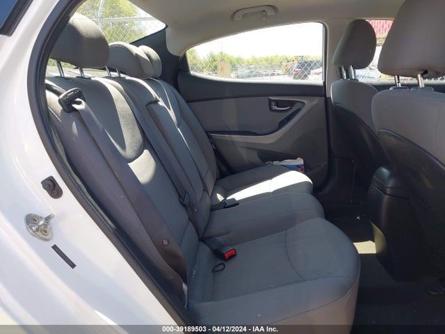 Hyundai ELANTRA SE 2015 5NPDH4AE5FH605316 Image 8