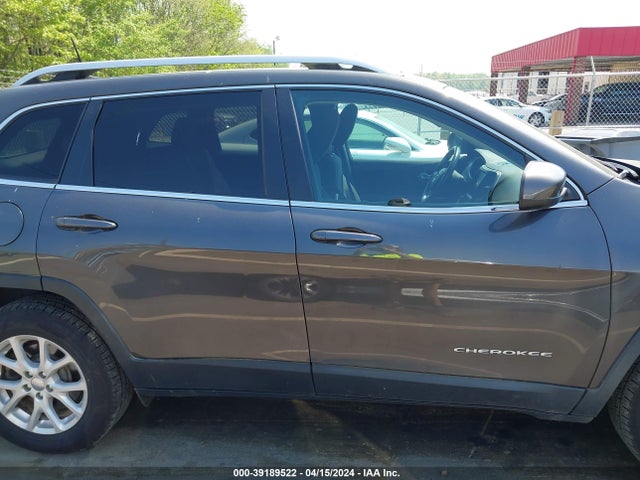 1C4PJMCB2HW521505 Jeep Cherokee Latitude 4x4