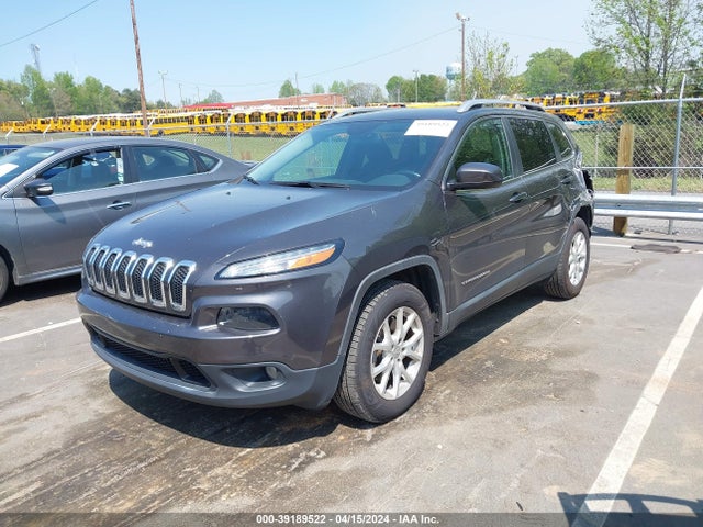 1C4PJMCB2HW521505 Jeep Cherokee Latitude 4x4