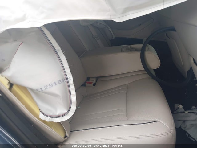 Hyundai Genesis 3.8 2015 KMHGN4JE8FU077939 Image 8