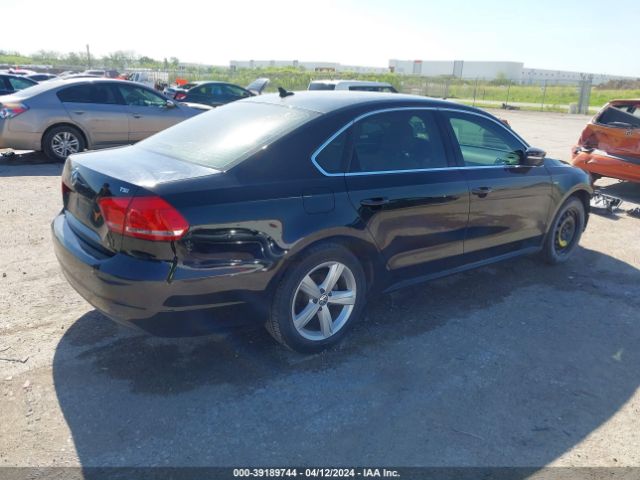 1VWAT7A31FC120679 Volkswagen Passat 1.8t Limited Edition