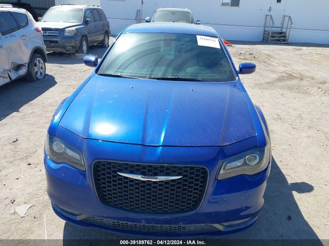 Chrysler 300 300s Awd 2018 2C3CCAGG7JH165560 Image 12