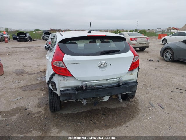 Hyundai Accent Sport 2015 KMHCU5AE8FU232724 Image 6
