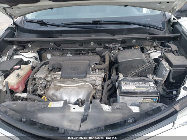 Toyota RAV4 LE 2016 JTMZFREV5GJ081533 Image 10