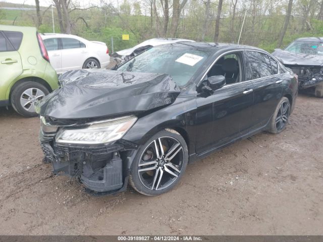 1HGCR3F9XHA040104 Honda Accord Touring V6