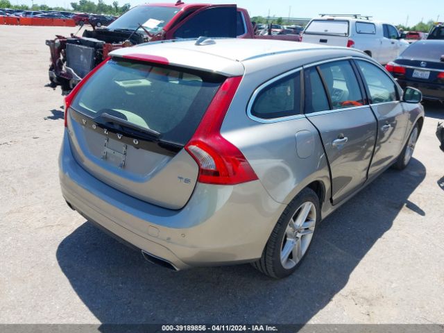 YV140MEK0F1247745 Volvo V60 T5 Premier