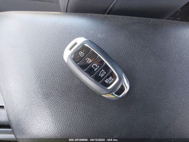 5NPLM4AG3MH045303 Hyundai ELANTRA SEL