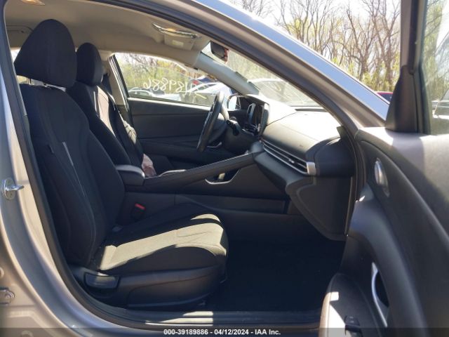 5NPLM4AG3MH045303 Hyundai ELANTRA SEL