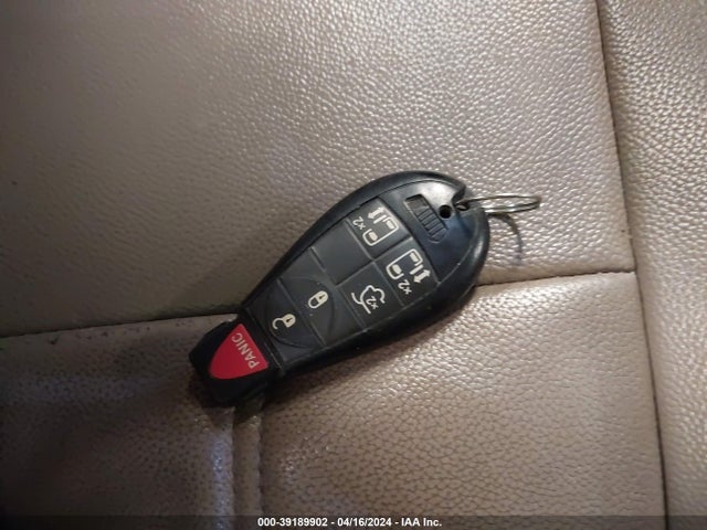 2C4RC1BG5ER433616 Chrysler Town & Country Touring