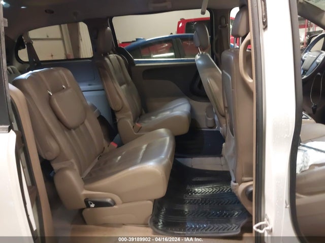 2C4RC1BG5ER433616 Chrysler Town & Country Touring