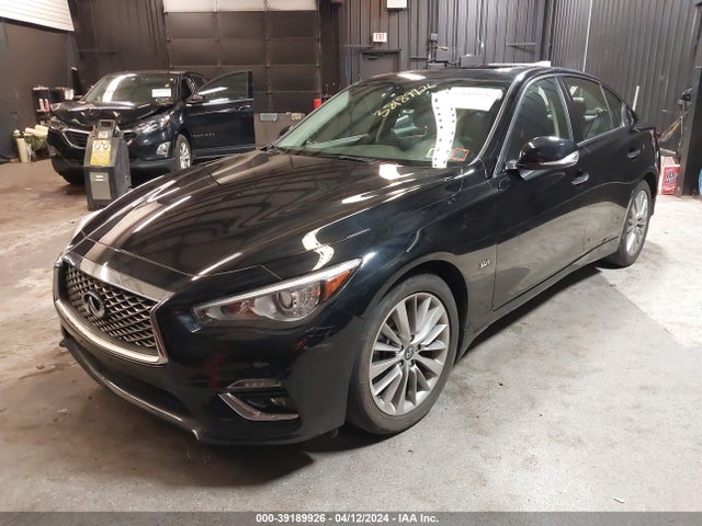 JN1EV7AR6JM611838 Infiniti Q50 3.0t Luxe