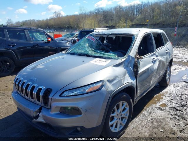1C4PJMCB2GW269902 Jeep Cherokee Latitude
