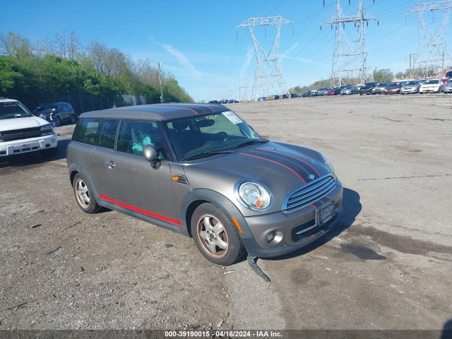 2011 MINI COOPER CLUBMAN WMWZF3C52BT188839 Photo 0