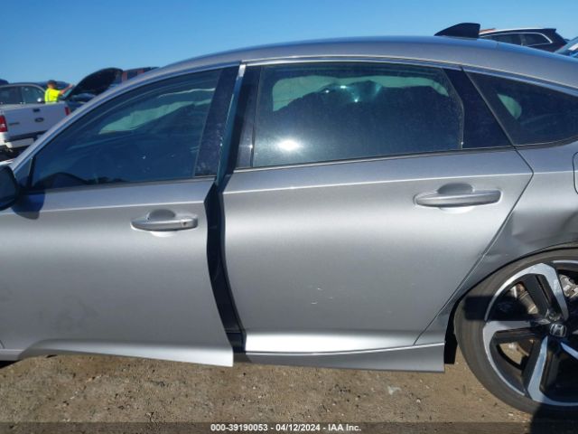 1HGCV2F3XNA024952 Honda Accord Sport 2.0t