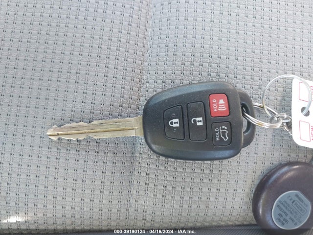 Toyota Rav4 Xle 2016 2T3RFREV5GW415805 Image 11