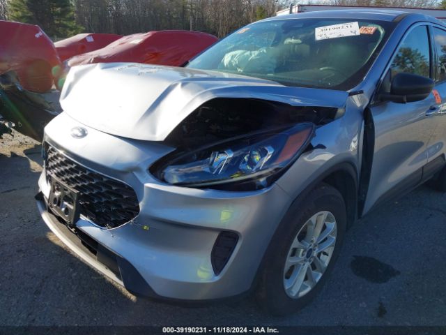 1FMCU9G64NUA21056 Ford ESCAPE SE