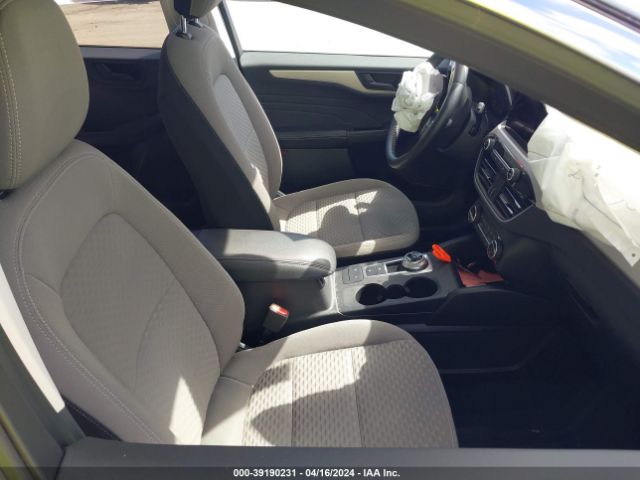 1FMCU9G64NUA21056 Ford ESCAPE SE