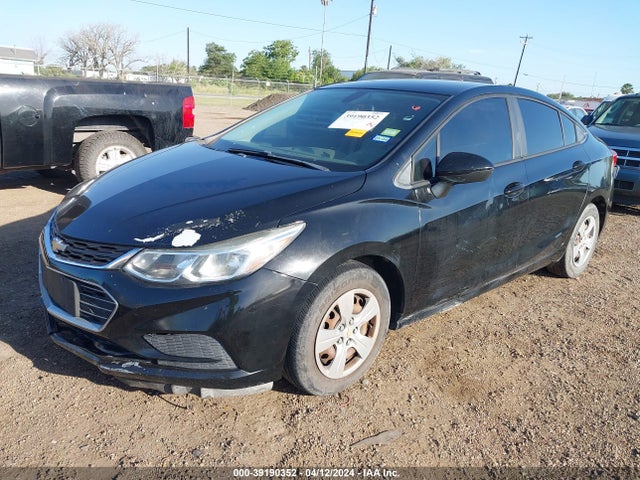 Chevrolet Cruze Ls Auto 2018 1G1BC5SMXJ7142001 Image 2