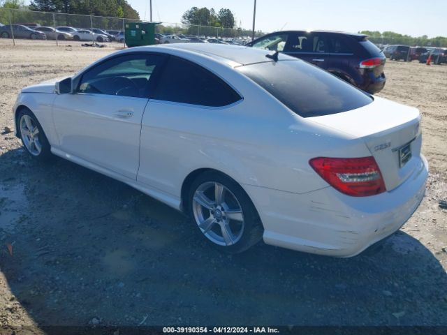 WDDGJ4HB5FG433263 Mercedes-Benz C 250