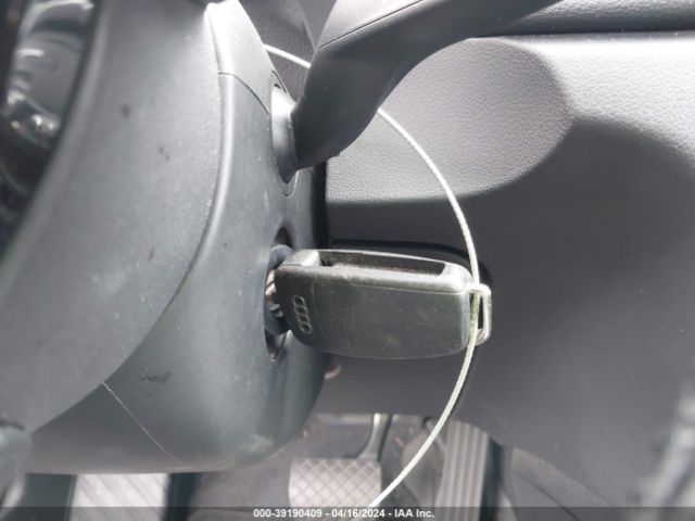 WA1BCCFS7HR011167 Audi Q3 2.0t Premium