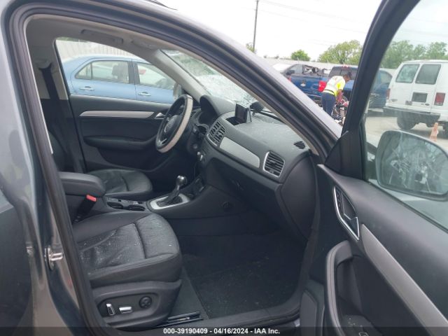WA1BCCFS7HR011167 Audi Q3 2.0t Premium