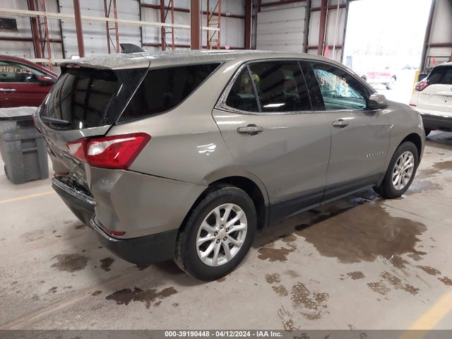 Chevrolet EQUINOX LT 2018 3GNAXJEV3JS585622 Image 4