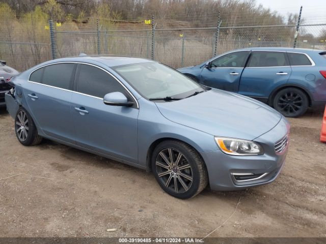 2017 Volvo S60 Inscription T5 მანქანა იყიდება აუქციონზე, vin: LYV402TK0HB133916, აუქციონის ნომერი: 39190485