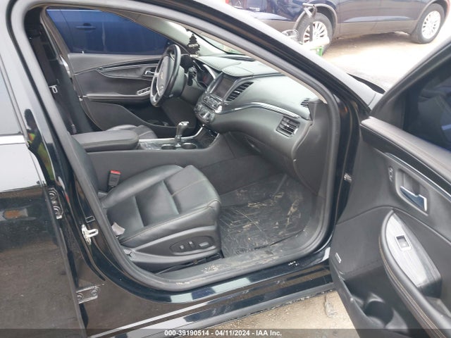 Chevrolet IMPALA 1LT 2017 2G1105S36H9124079 Image 5