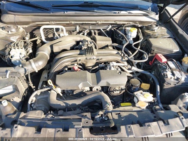 Subaru Outback 2.5i Limited 2018 4S4BSANC3J3211300 Image 10