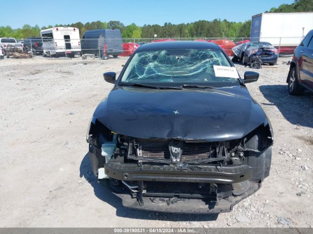 3VW2B7AJ2HM369242 Volkswagen Jetta 1.4t S