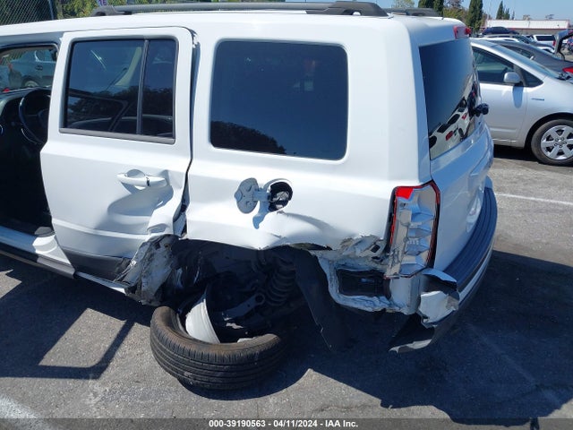 1C4NJPFA4ED564164 Jeep Patriot Latitude