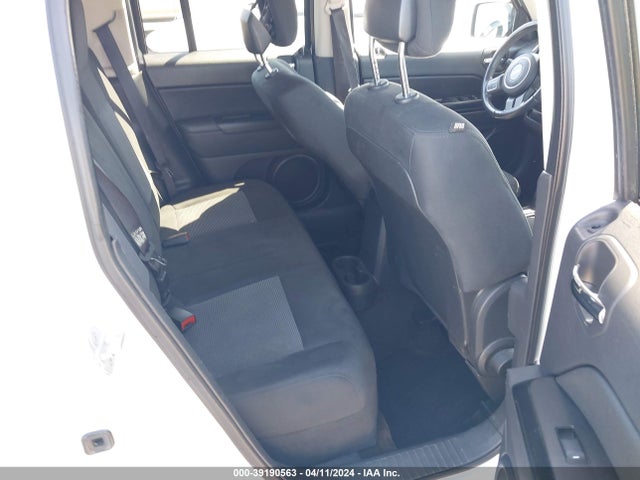 1C4NJPFA4ED564164 Jeep Patriot Latitude