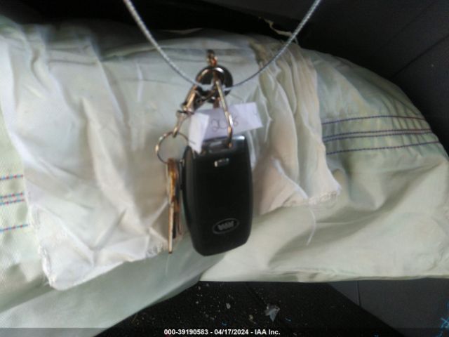 KNDCB3LC0J5112901 KIA NIRO LX