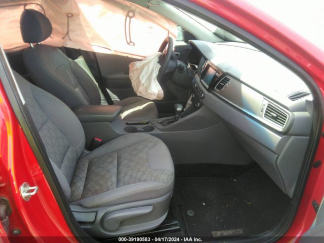 KNDCB3LC0J5112901 KIA NIRO LX