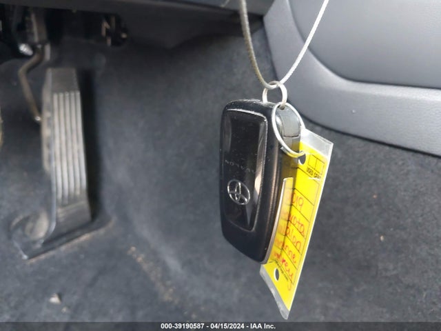 Toyota AVALON LIMITED 2019 4T1BZ1FB5KU009751 Image 11