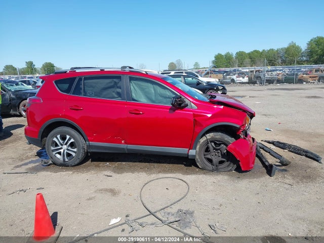 Toyota RAV4 LE 2017 JTMZFREV9HJ104085 Image 13