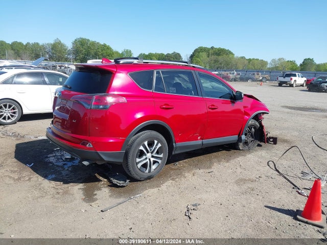 Toyota RAV4 LE 2017 JTMZFREV9HJ104085 Image 4