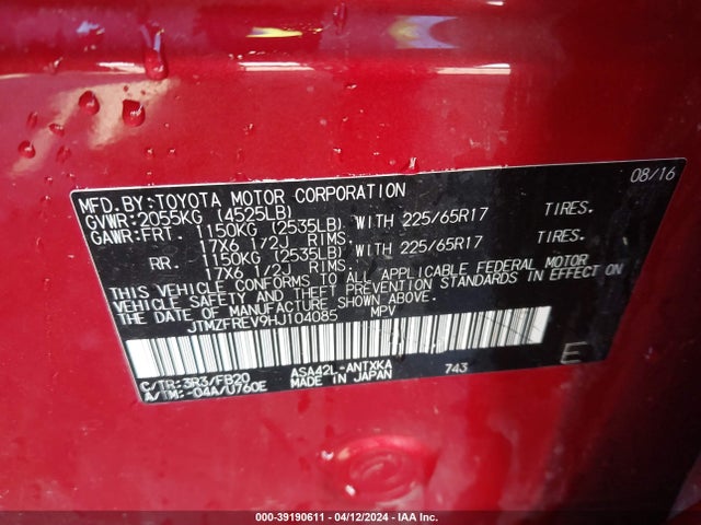 Toyota RAV4 LE 2017 JTMZFREV9HJ104085 Image 9