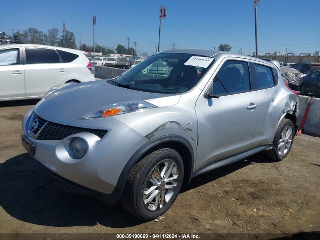 Nissan JUKE S 2014 JN8AF5MR2ET350359 Image 2