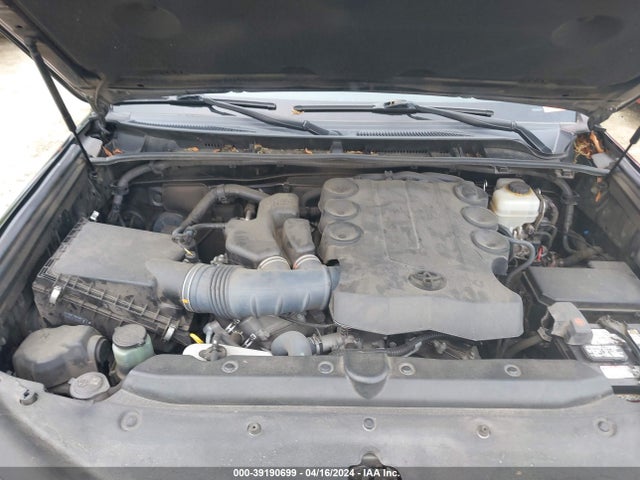 Toyota 4RUNNER SR5 2015 JTEBU5JR0F5228952 Image 10