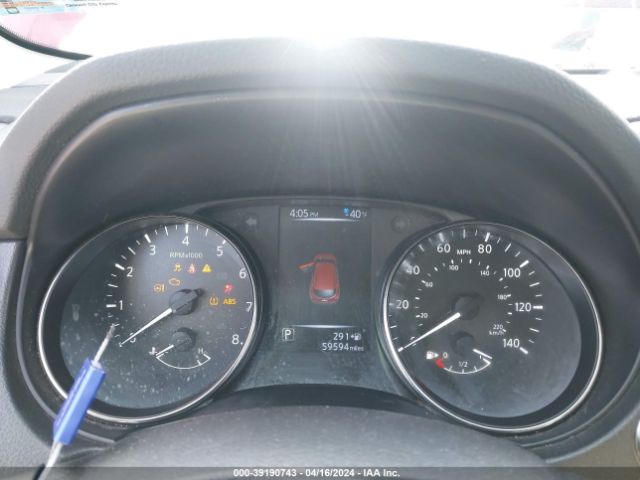 JN1BJ1CR5HW140336 Nissan Rogue Sport Sv