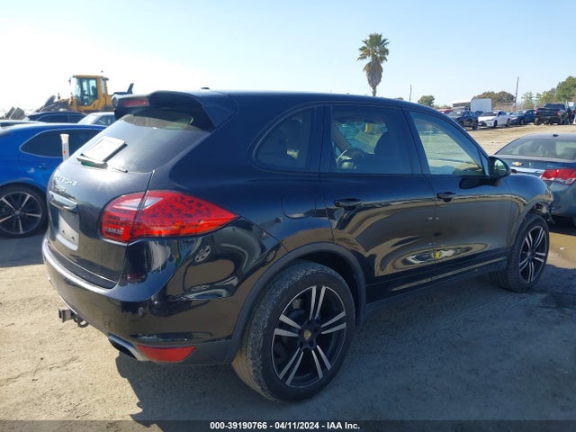 2012 PORSCHE CAYENNE WP1AA2A23CLA11900 Photo 3