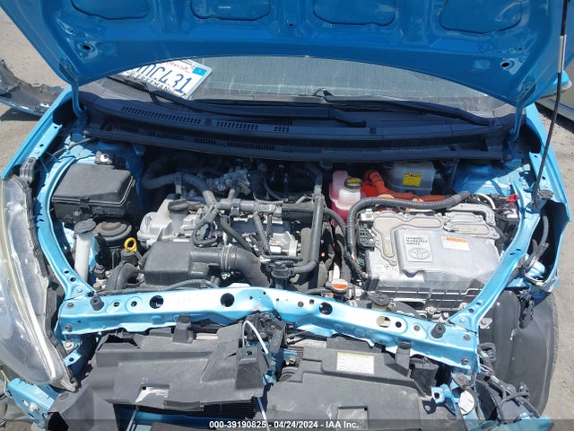 Toyota Prius C One 2015 JTDKDTB38F1111940 Image 10