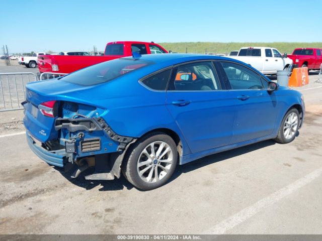 3FA6P0LUXKR135919 Ford Fusion Hybrid Se