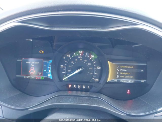 3FA6P0LUXKR135919 Ford Fusion Hybrid Se