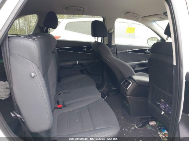 5XYPG4A53HG286444 KIA Sorento 3.3l Lx
