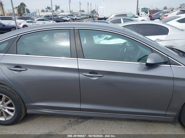 Hyundai SONATA SE 2018 5NPE24AF5JH612094 Image 13