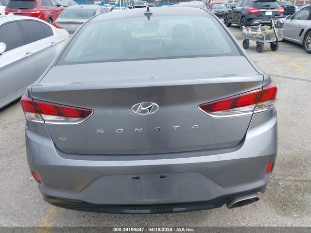 Hyundai SONATA SE 2018 5NPE24AF5JH612094 Image 16